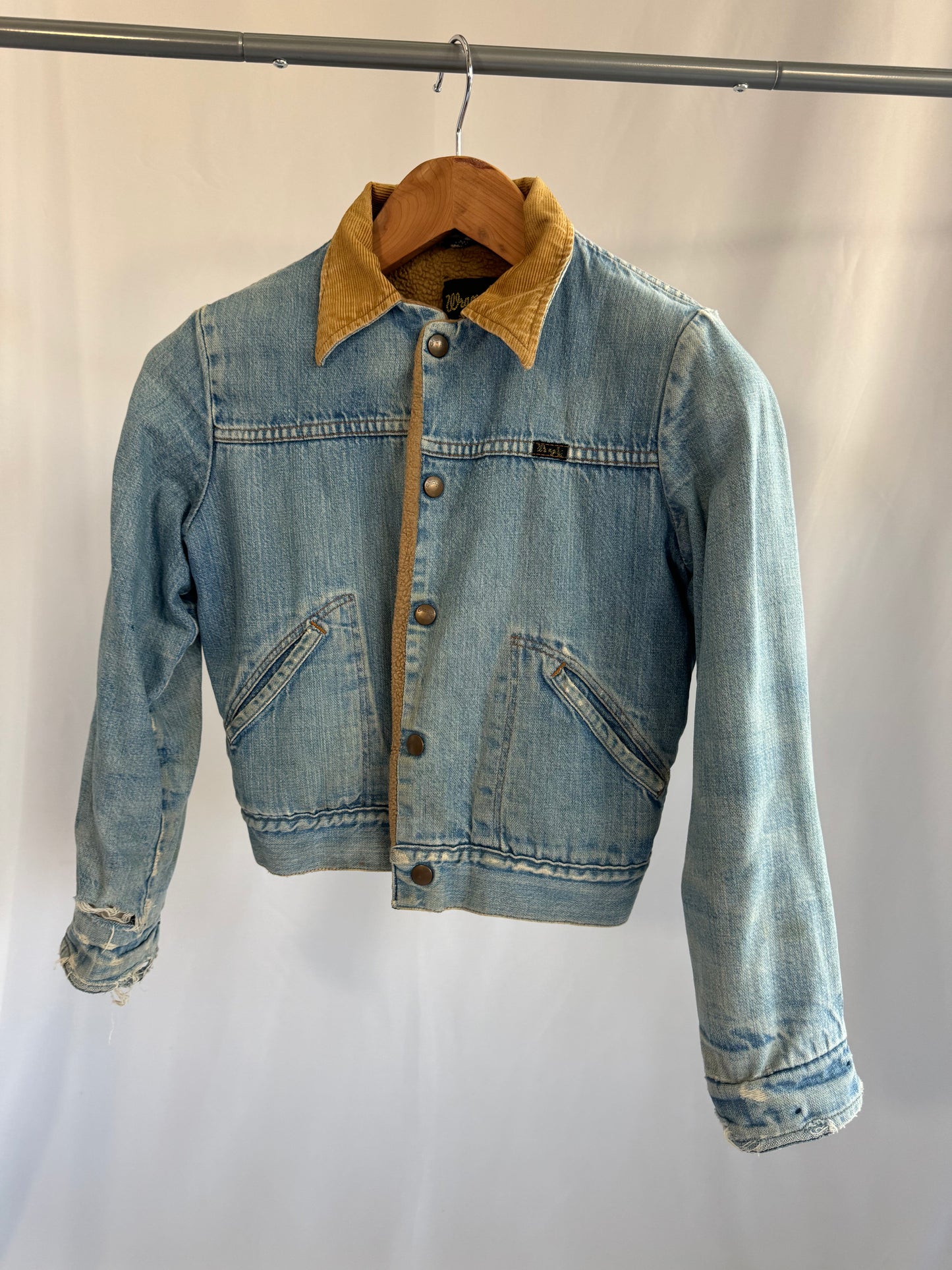 Wrangler Cropped Denim Jacket