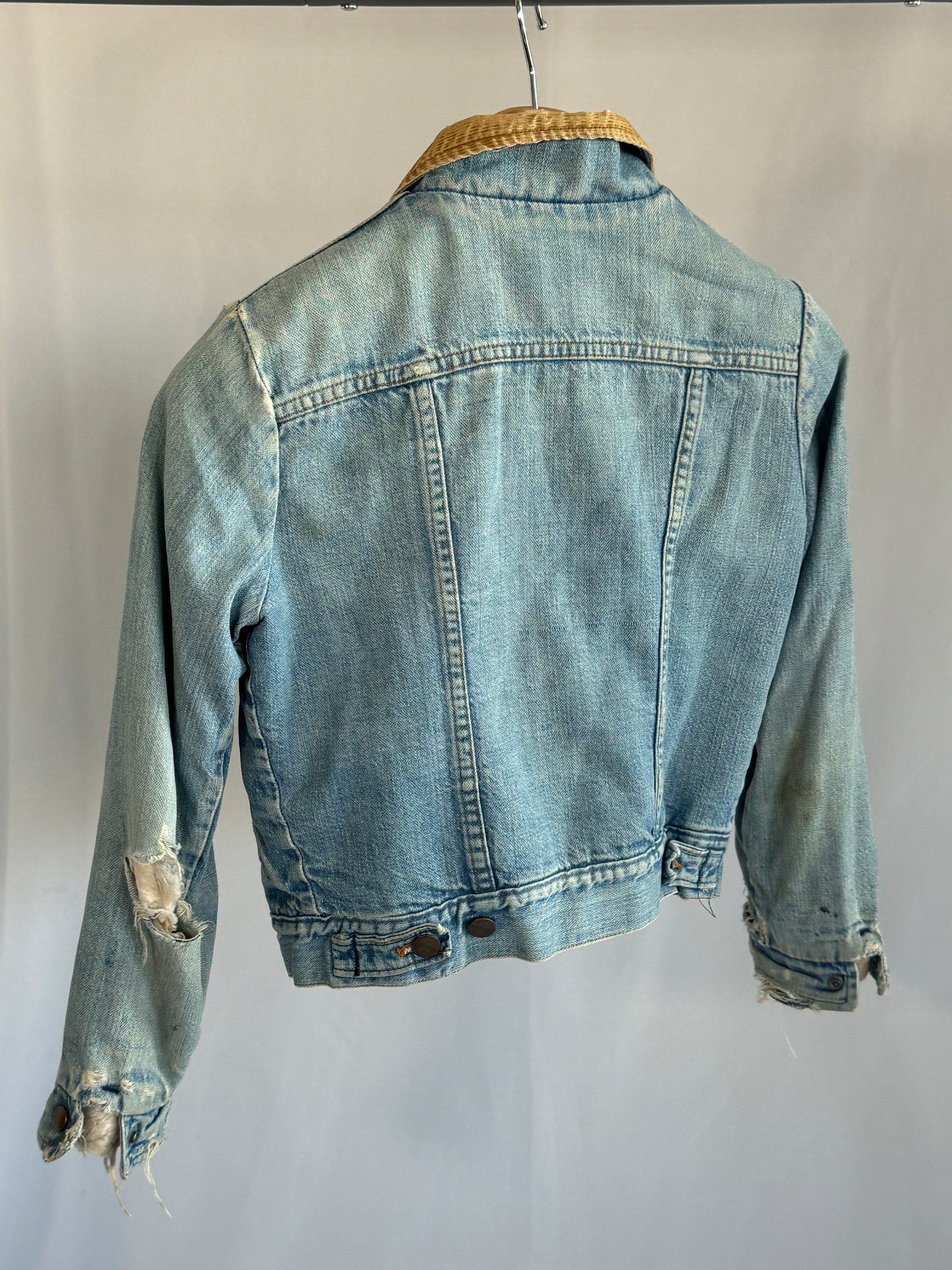 Wrangler Cropped Denim Jacket